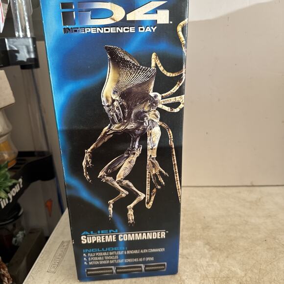 ALIEN SUPREME COMMANDER~ 1996~ INDEPENDENCE DAY #30663~ - Picture 6 of 10